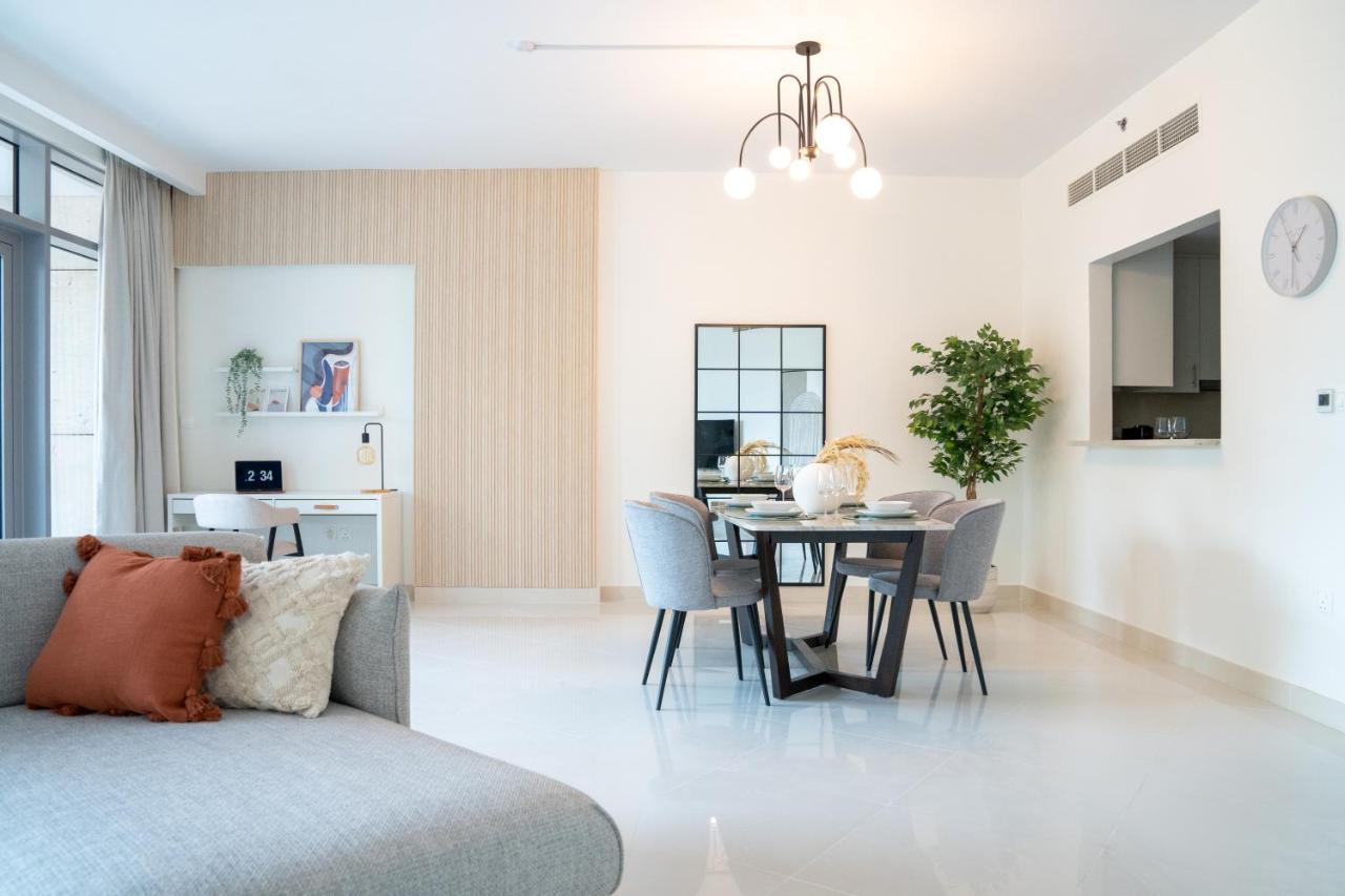 Higuests - Elegant Apt With Terrace Minutes From Burj Khalifa Dubai Buitenkant foto