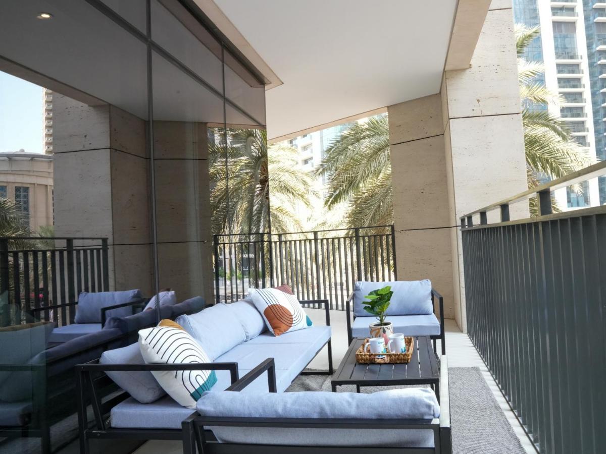 Higuests - Elegant Apt With Terrace Minutes From Burj Khalifa Dubai Buitenkant foto